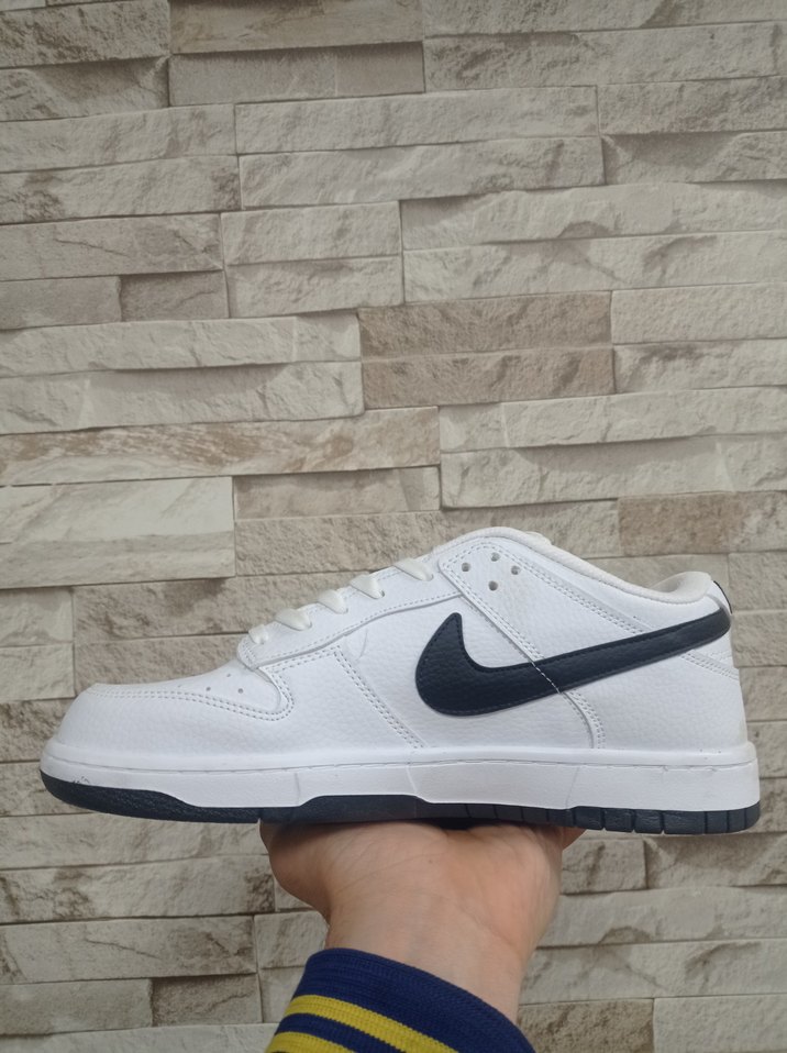 Nike SB Beyaz Bağcıklı Günlük Spor Ayakkabı - Görsel 2