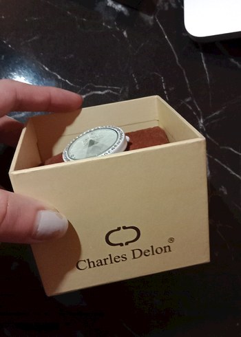 Charles & Keith Charles Delon Beyaz Klasik Kadın Kol Saati