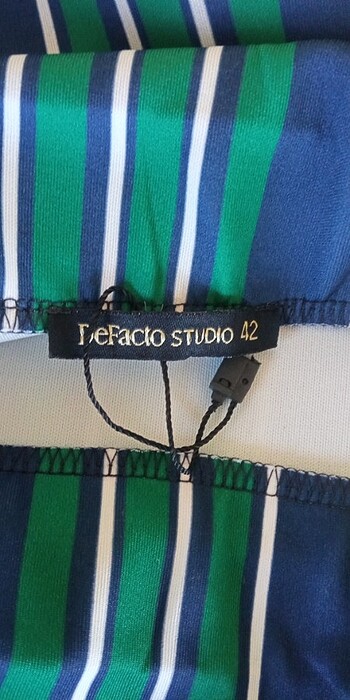 DeFacto stüdyo 42 beden elastik kumaş etek