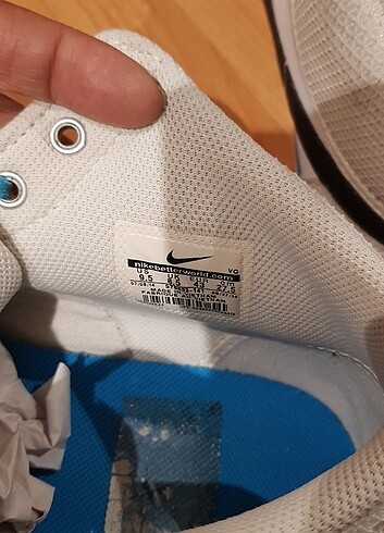 42 Beden beyaz Renk Nike spor ayakkabi