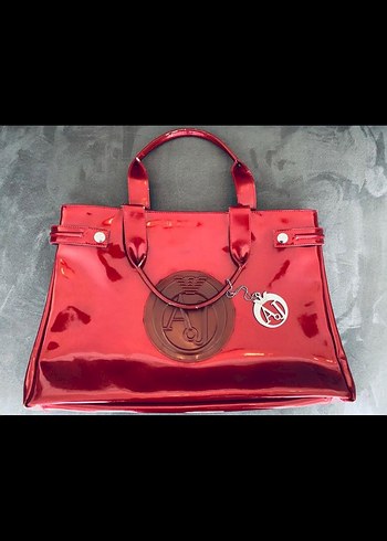 Emporio Armani Parlak Kırmızı Deri Kadın Çanta
