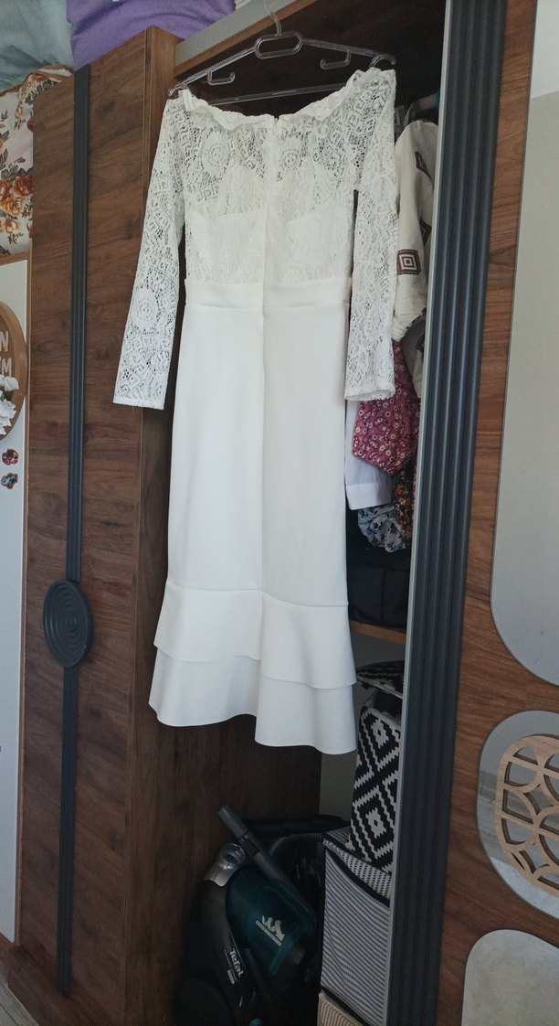 Dantel Detaylı Midi Beyaz Balık Gelinlik - Görsel 2