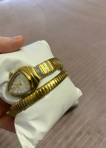 Klasik Altın Renkli Kadın Saat - Görsel 14