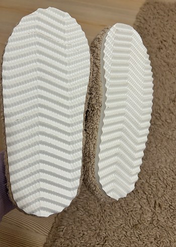 Krem Kürk Detaylı Kadın Ev ayakkabısı - Görsel 3