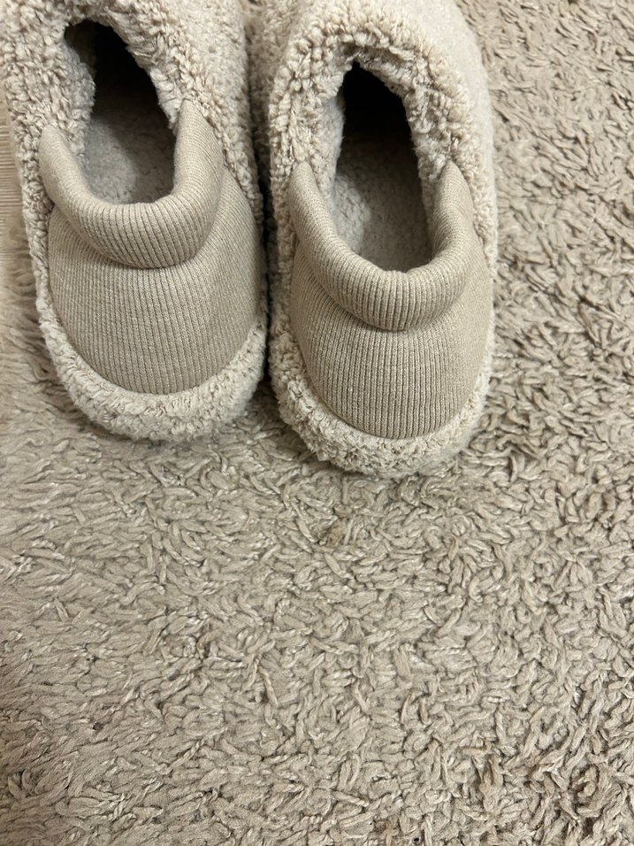 Krem Kürk Detaylı Kadın Ev ayakkabısı - Görsel 4