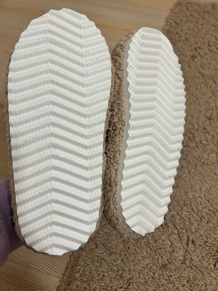 Krem Kürk Detaylı Kadın Ev ayakkabısı - Görsel 3