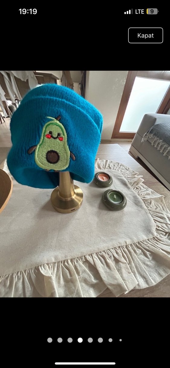 Turkuaz Nakışlı Kadın Örgü Bere - Görsel 3