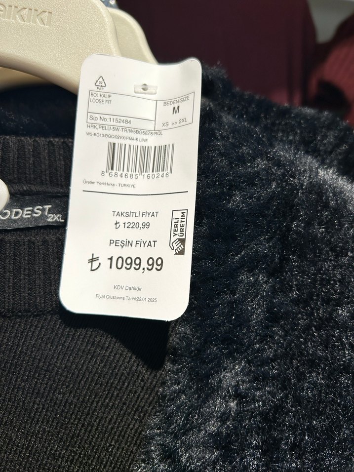 Siyah Uzun Kollu Suni Kürk Detaylı Kadın hırka Sm  bedene uygun - Görsel 3