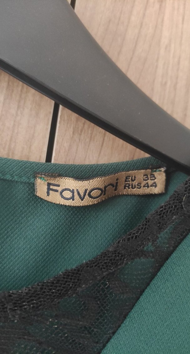 Kemerli V Yaka Klasik Yeşil Elbise - Görsel 2