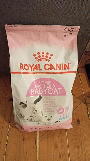 Royal canin mother and baby cat