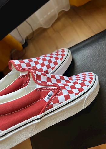 44 Beden Kırmızı Kareli Vans 44.5 no SIFIR YURTDISINDAN