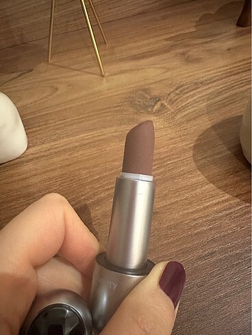 R.e.m Beauty Kahve Ruj