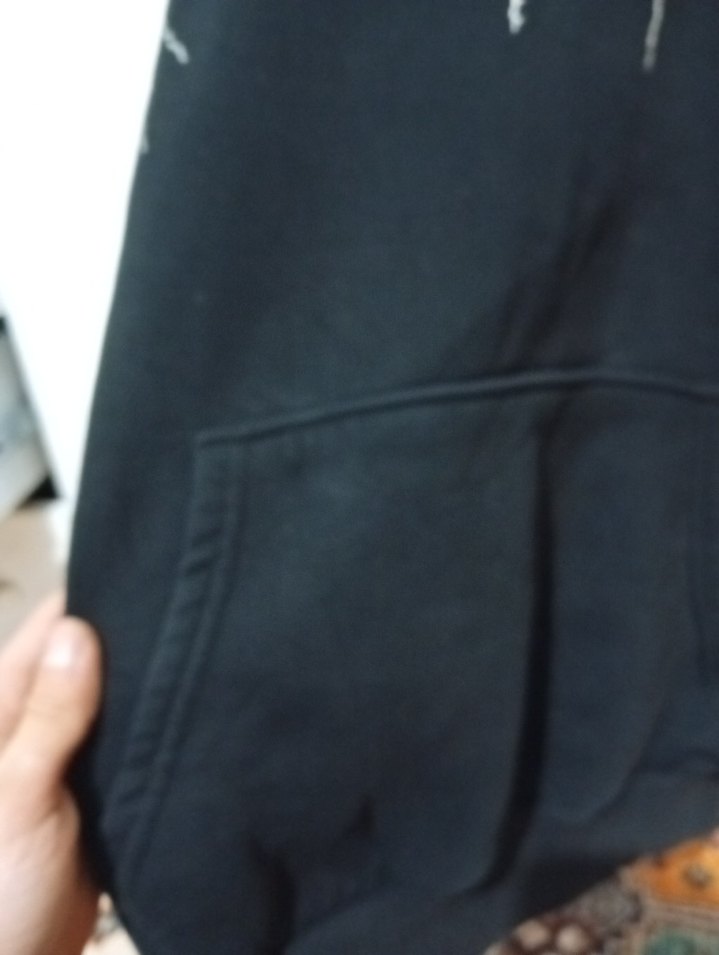 Nakışlı Siyah Kapüşonlu Sweatshirt - Görsel 2