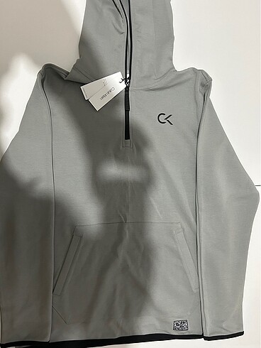 CALVIN KLEIN SWEATSHIRT