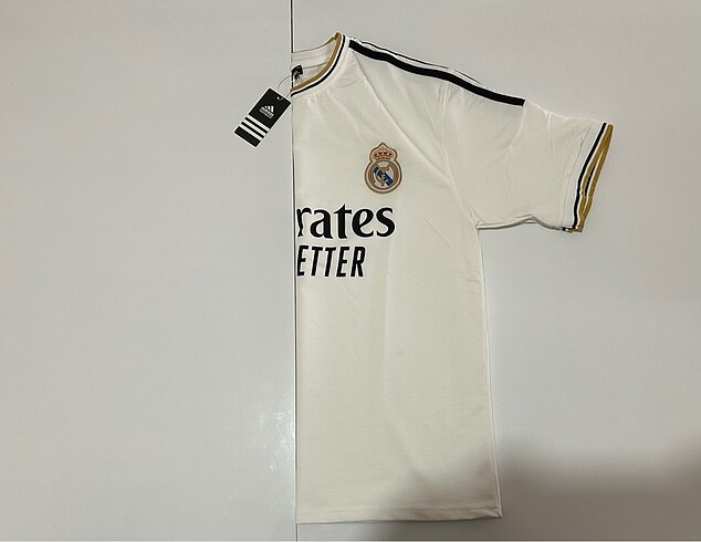 m Beden beyaz Renk ADİDAS REAL MADRİD T-SHİRT