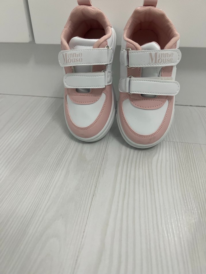 Kız Çocuk Pembe Minnie Baskılı Cırtlı Spor Ayakkabı - Görsel 2
