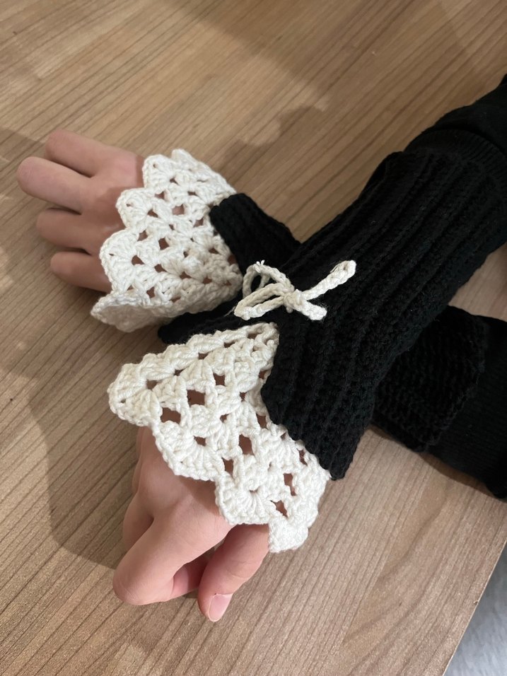 Dantel Detaylı Bohem Siyah Kadın Eldiven - Görsel 4