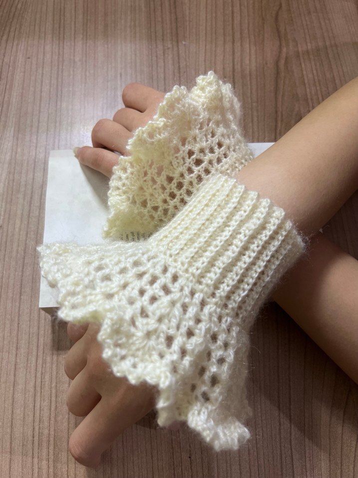 Beyaz Örgü Bohem Kadın Eldiveni - Görsel 3