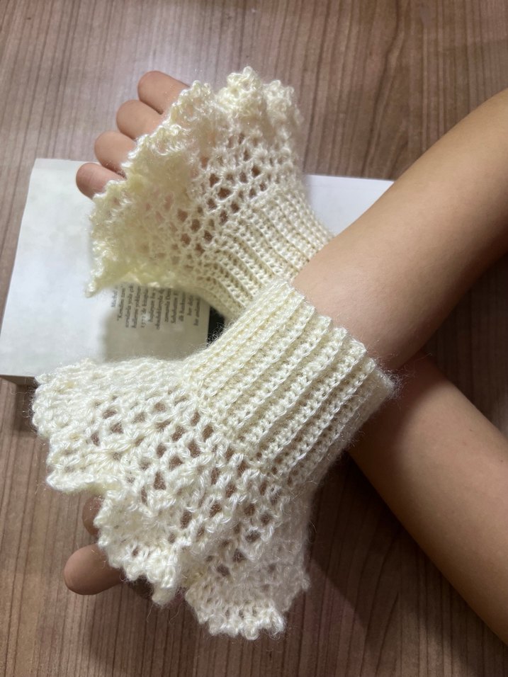 Beyaz Örgü Bohem Kadın Eldiveni - Görsel 4