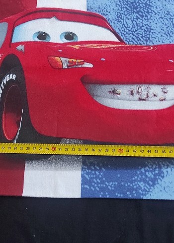 Beden Cars Lightning McQueen Yastık Kılıfı