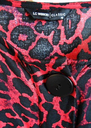LC Waikiki LC Waikiki Kırmızı Leopar Desenli Bluz