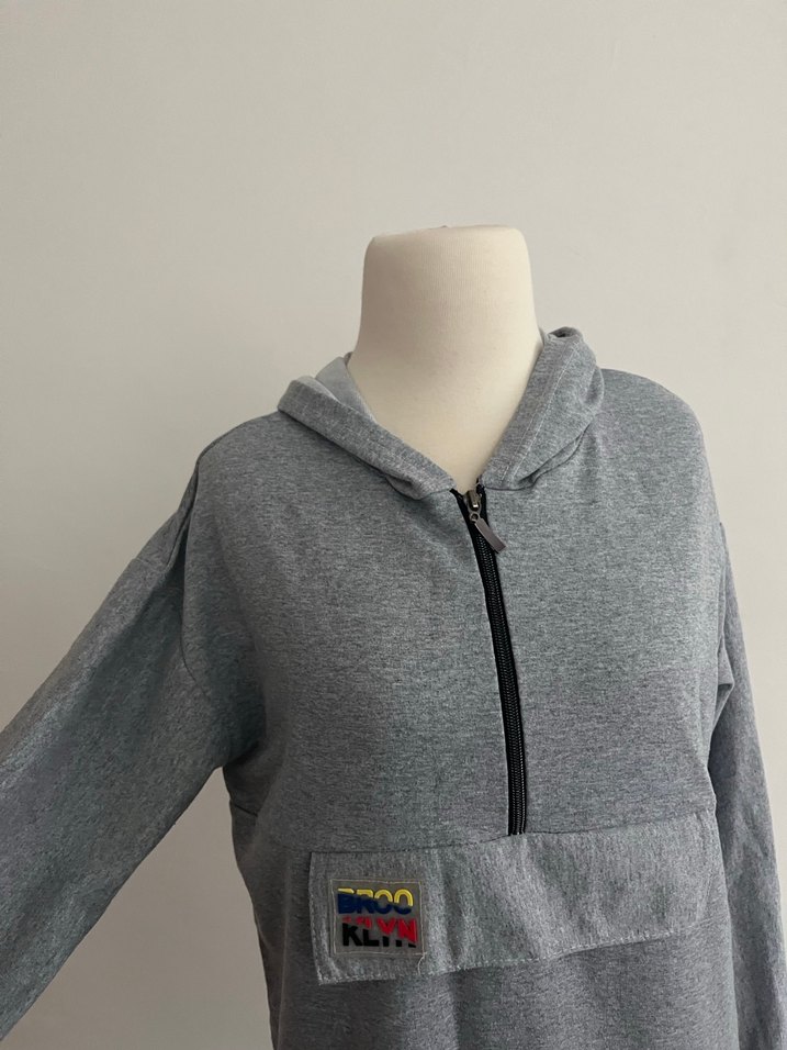 Gri Kapüşonlu Fermuarlı Kadın Sweatshirt - Görsel 2