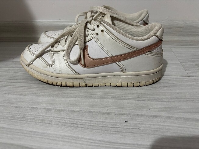 Nike dunk low