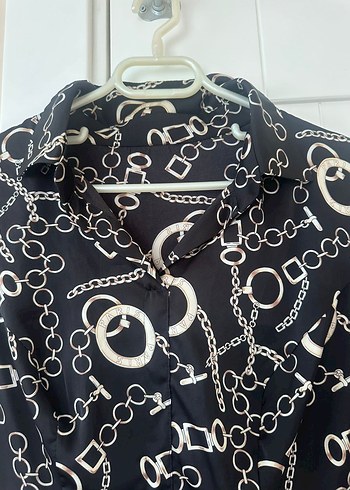 Zincir Detaylı saten elbise - Görsel 6