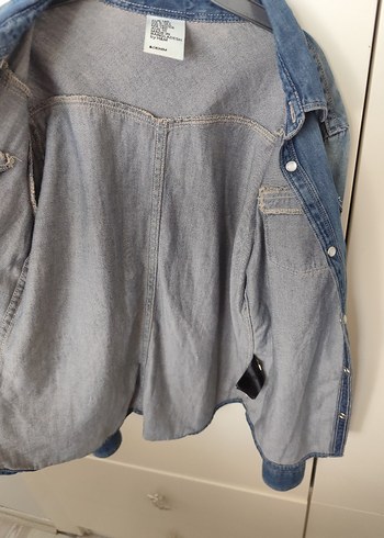 Düğmeli Loose Fit Denim Gömlek - Görsel 5