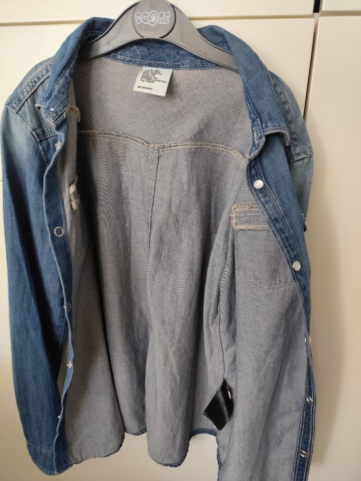 Düğmeli Loose Fit Denim Gömlek - Görsel 4