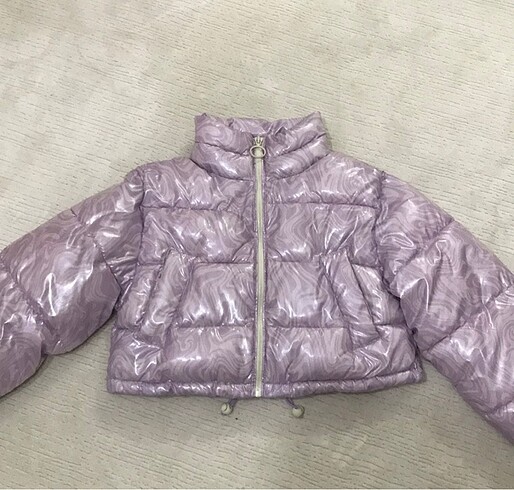 PULL&BEAR HOLOGRAM MONT