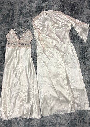 Beyaz Saten Takımı - Görsel 2