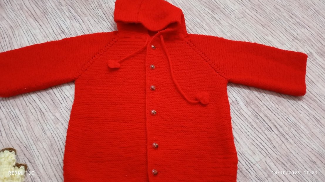 Kız Çocuk Kırmızı Örgü Hırka - Görsel 3