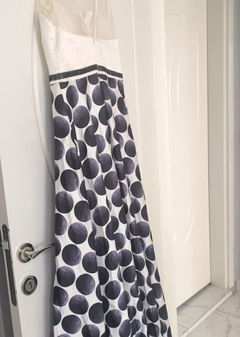 Puantiyeli, Askısız, Pilili Uzun Elbise - Görsel 3