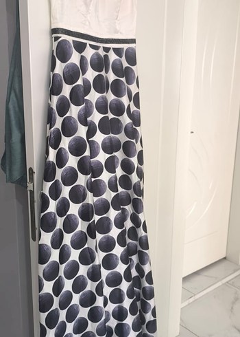 Puantiyeli, Askısız, Pilili Uzun Elbise - Görsel 2