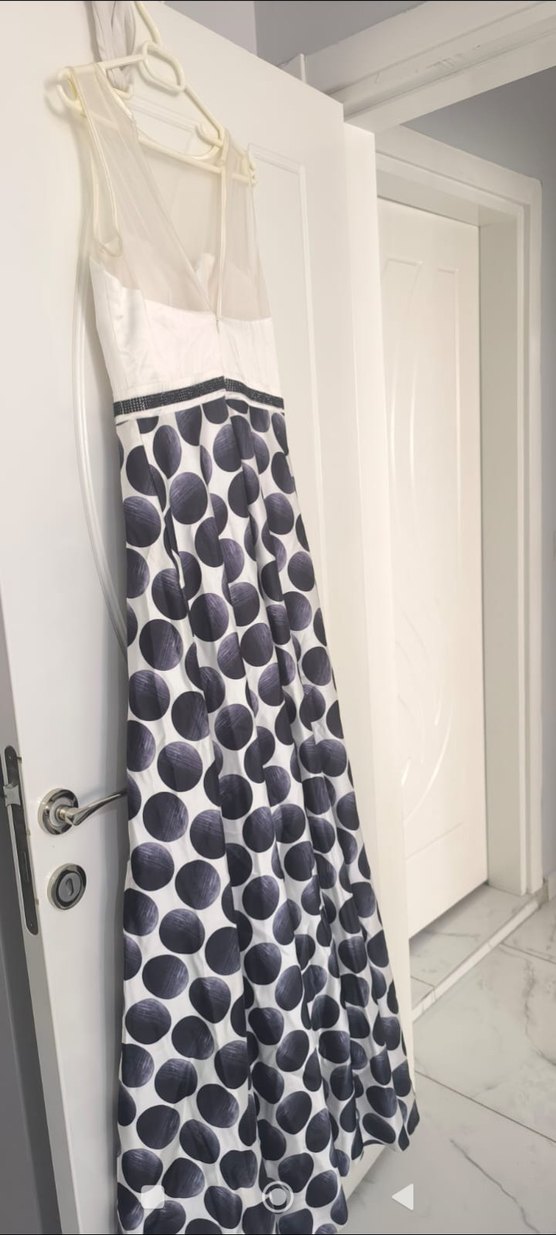 Puantiyeli, Askısız, Pilili Uzun Elbise - Görsel 3