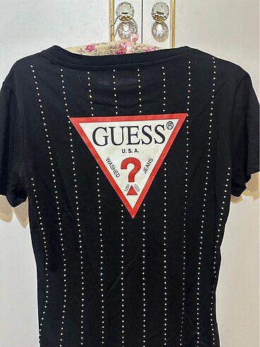 Guess GUESS ORJ ETİKETLİ SMALL BEDEN TİŞÖRT