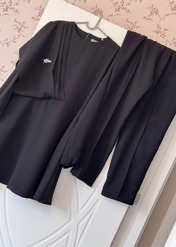 Siyah Uzun Kollu Midi Tesettür Takım - Görsel 3