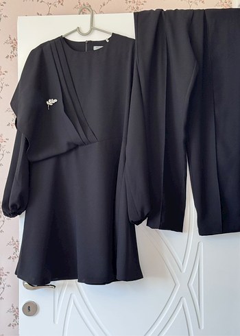 Siyah Uzun Kollu Midi Tesettür Takım - Görsel 4