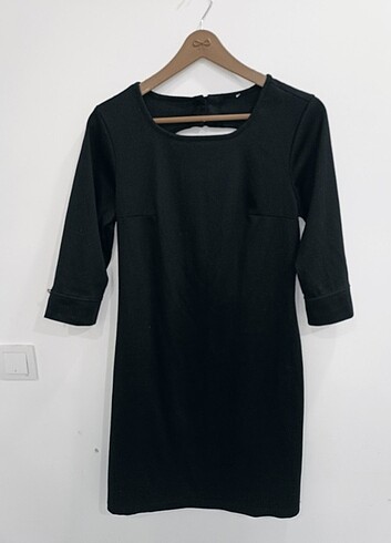 xl Beden siyah Renk Siyah Yarım Kol Sırt Pencere Detaylı Kısa Elbise