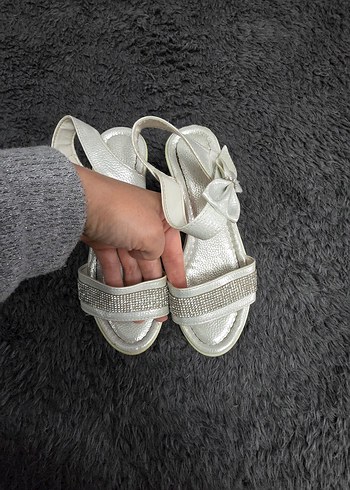 Beyaz Abiye Dolgu Topuklu çocuk Sandalet - Görsel 3