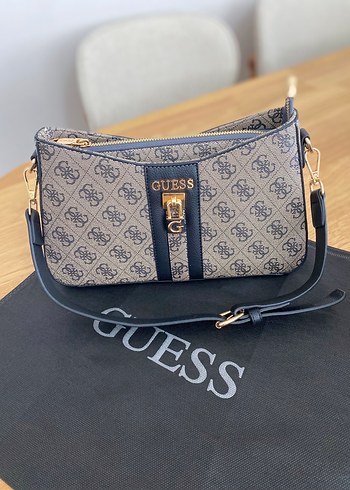 Guess Gri Baskılı Kadın Omuz Çantası