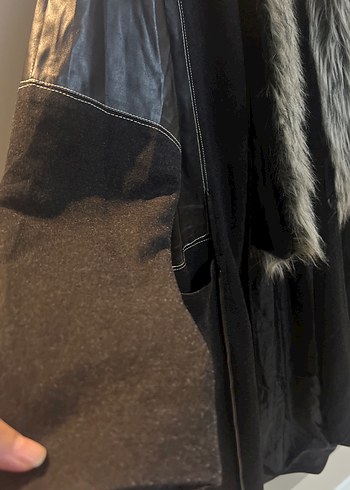 Mascara marka Kürk Yakalı Siyah Deri Kaban - Görsel 2