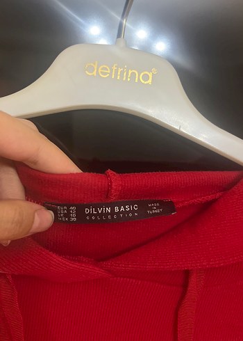 Kırmızı Zincir Detaylı Kapüşonlu Sweatshirt - Görsel 4