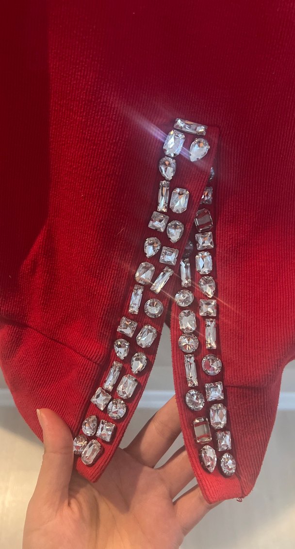 Kırmızı Zincir Detaylı Kapüşonlu Sweatshirt - Görsel 5