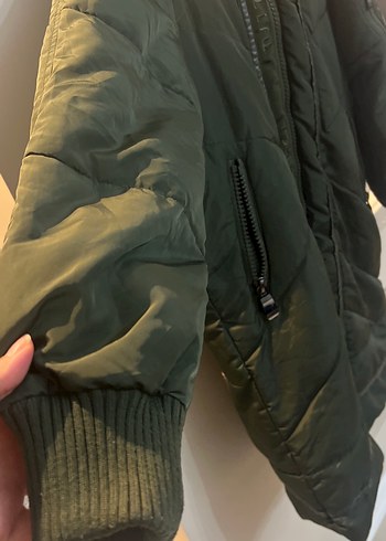 Koyu Yeşil Kürklü Uzun Kadın Kışlık Mont - Görsel 5