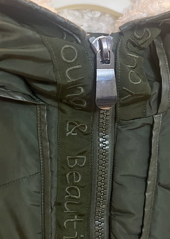 Koyu Yeşil Kürklü Uzun Kadın Kışlık Mont - Görsel 3