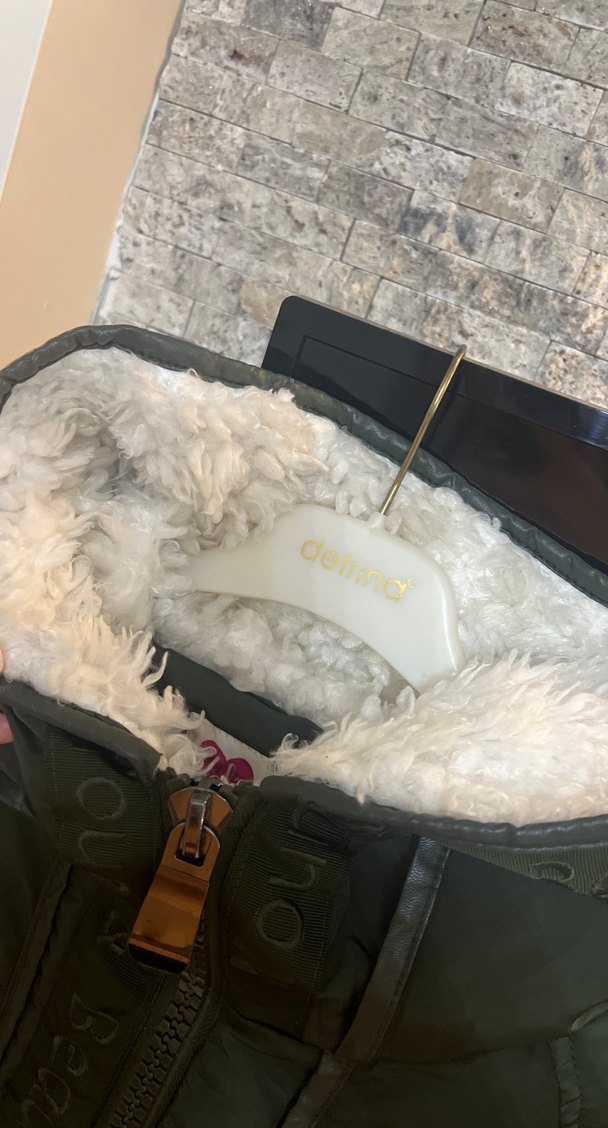 Koyu Yeşil Kürklü Uzun Kadın Kışlık Mont - Görsel 2