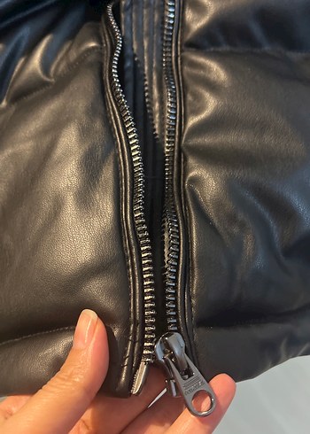 Pulbear marka Siyah Deri Fermuarlı Kolsuz Yelek - Görsel 5