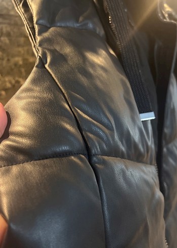 Pulbear marka Siyah Deri Fermuarlı Kolsuz Yelek - Görsel 3